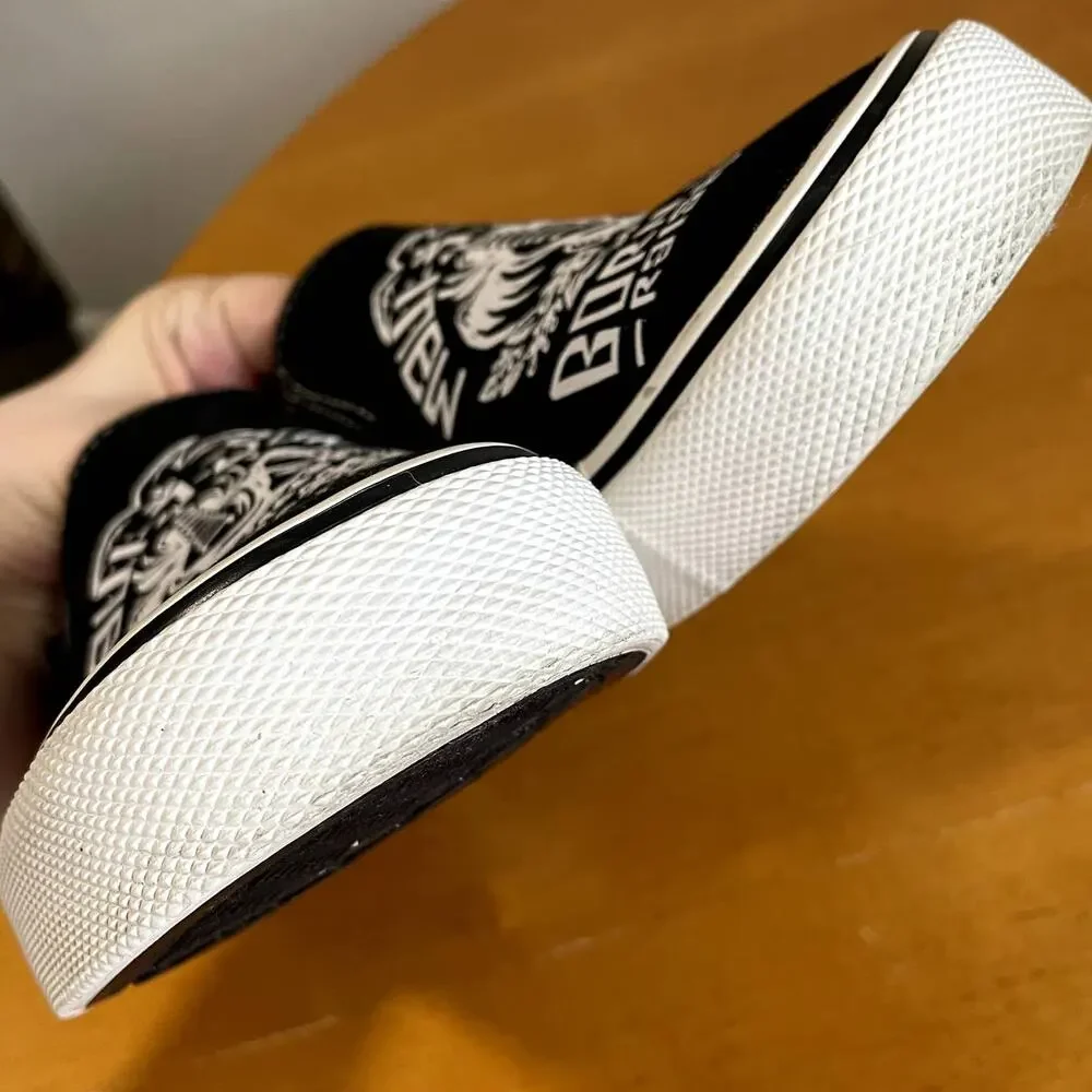 Maui and Sons Mens Size 9 Shoes Slip On Canvas Skull Born in Maui Raised in Cali